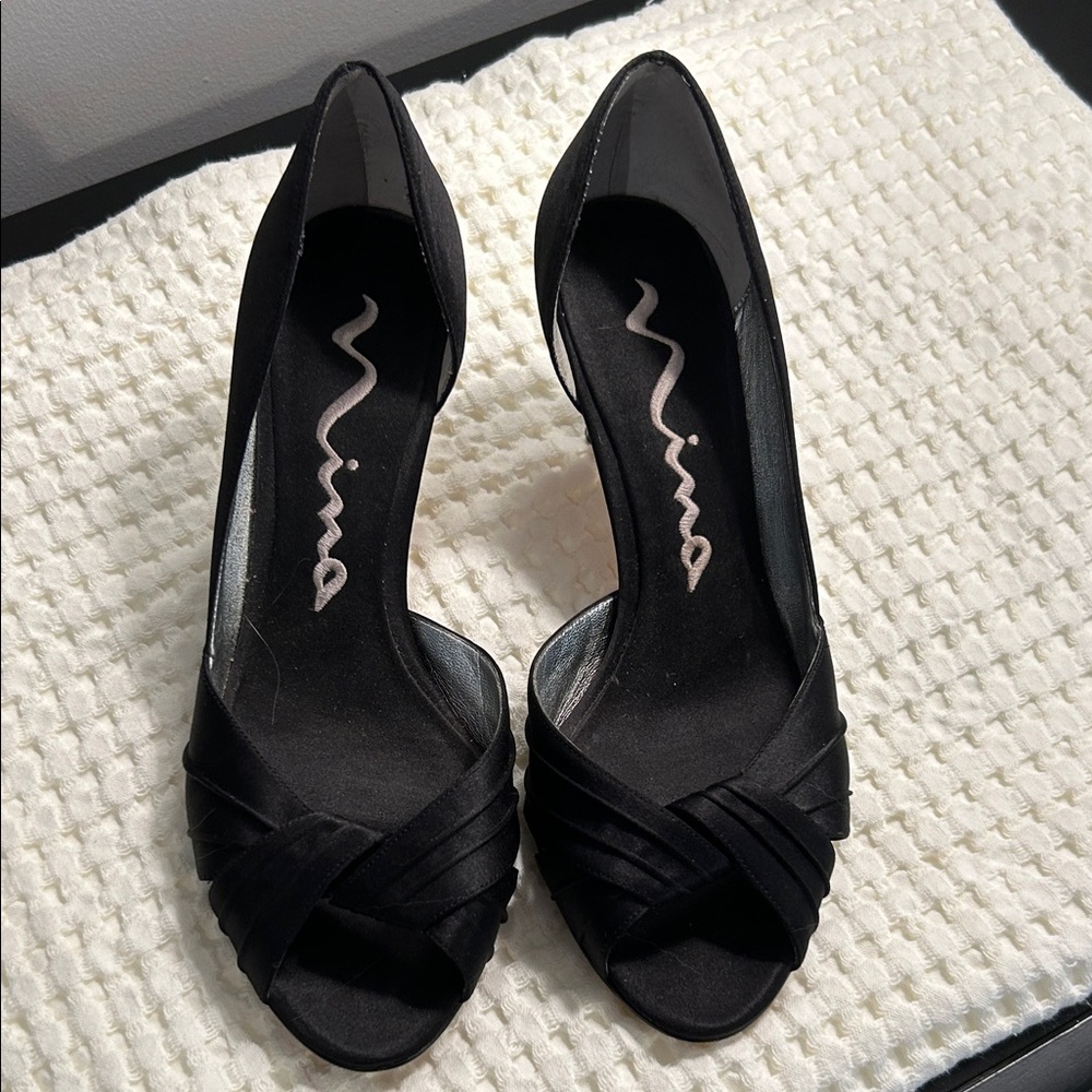 Nina Women's Black Peep Toe Heels